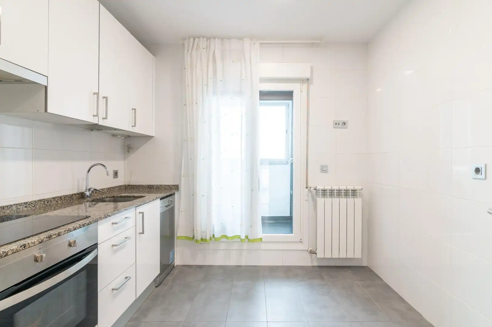 Cuina de Pis en venda en  Pamplona / Iruña amb Parquet