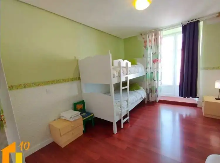 Habitación de Piso en venta en Burgos con Calefacción