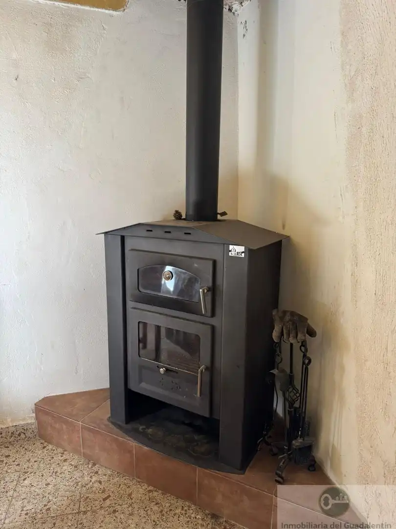 Cocina de Casa o chalet en venta en Puebla de San Miguel, Valencia