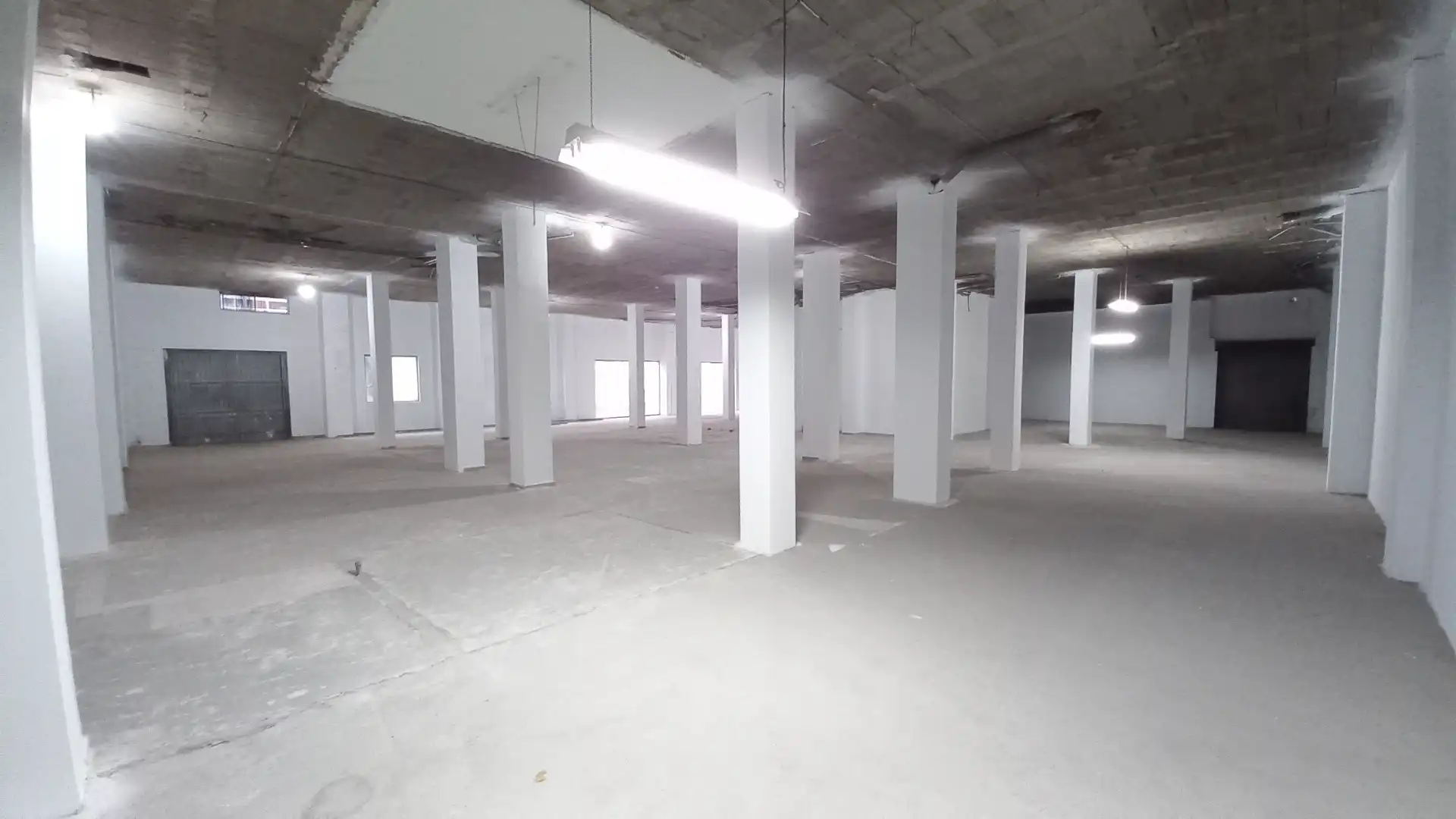 Local comercial en venda a Industria