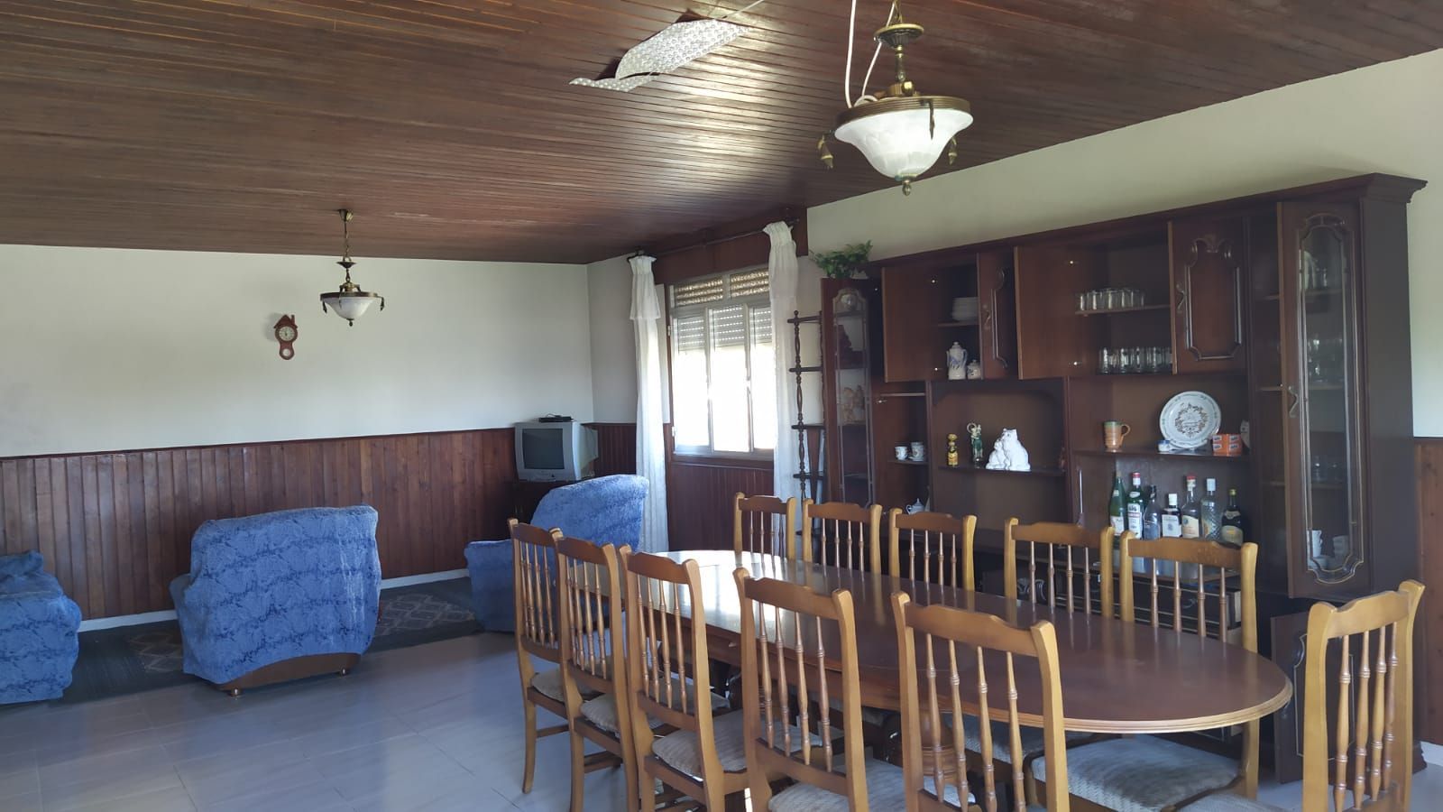 Menjador de Casa o xalet en venda en Cabana de Bergantiños amb Jardí privat i Moblat