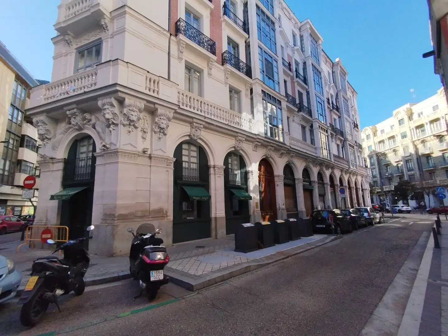Vista exterior de Pis en venda en Valladolid amb Aire condicionat i Calefacció