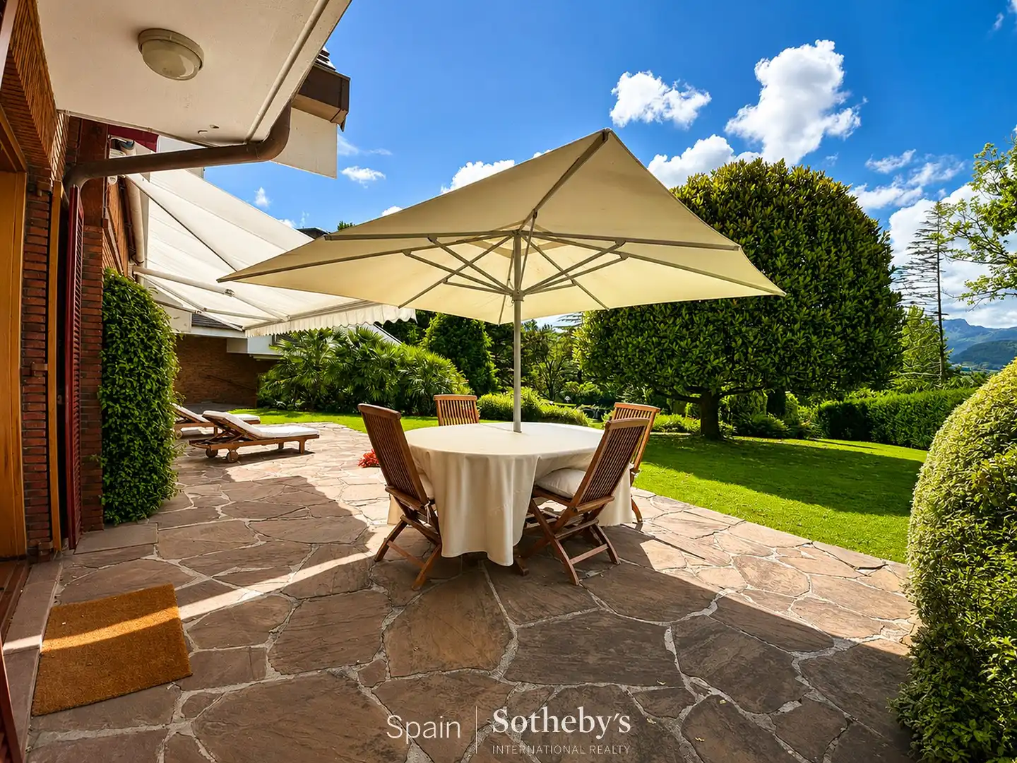 Terrassa de Casa o xalet en venda en Hondarribia amb Jardí privat, Terrassa i Traster