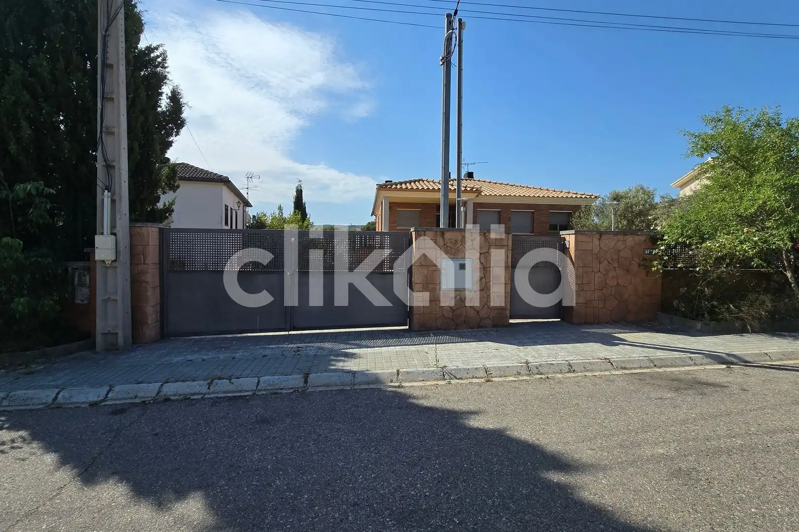 Haus oder Chalet zum Verkauf in Querol mit Heizung, Terrasse und Schwimmbad