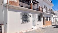 Vista exterior de Casa adosada en venda en Benalmádena