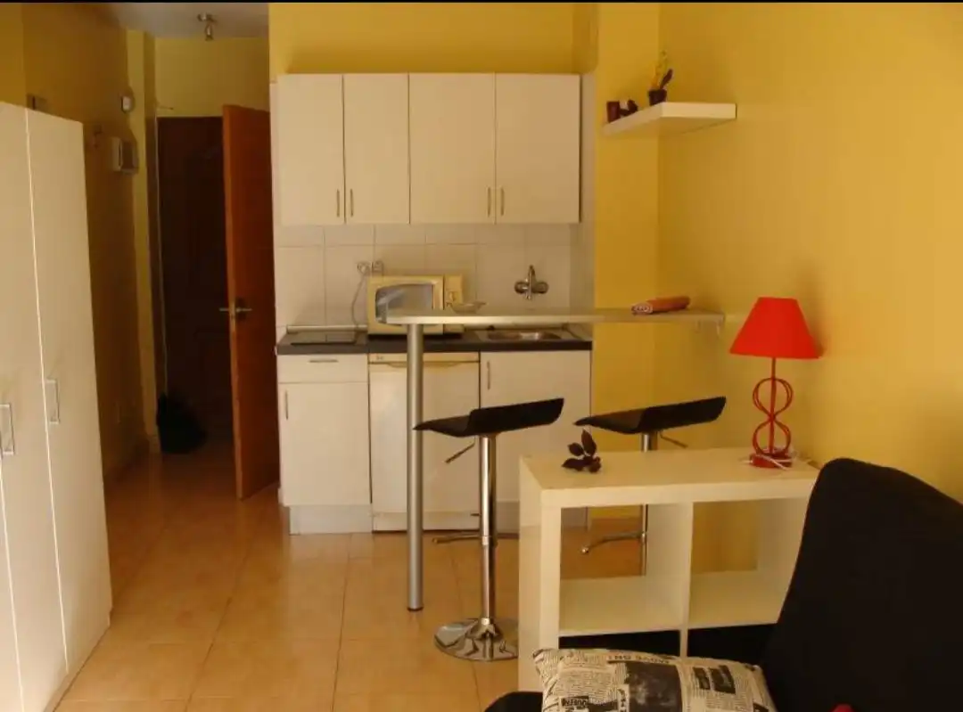 Cocina de Estudio en venta en Torremolinos con Aire acondicionado y Piscina comunitaria
