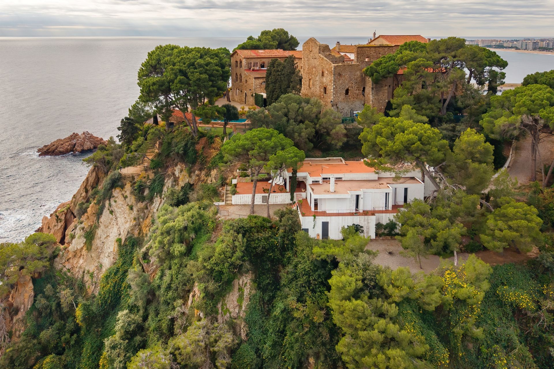 Vista exterior de Casa o chalet en venta en Blanes con Jardín privado, Terraza y Jacuzzi