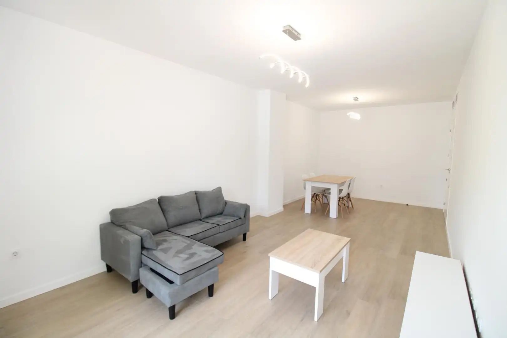 Wohnung zur Miete in Murcia mit Klimaanlage, Heizung und Möbliert