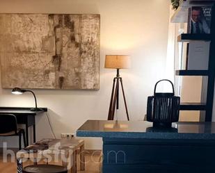 Living room of Flat to rent in Pozuelo de Alarcón  with Air Conditioner, Parquet flooring and Terrace