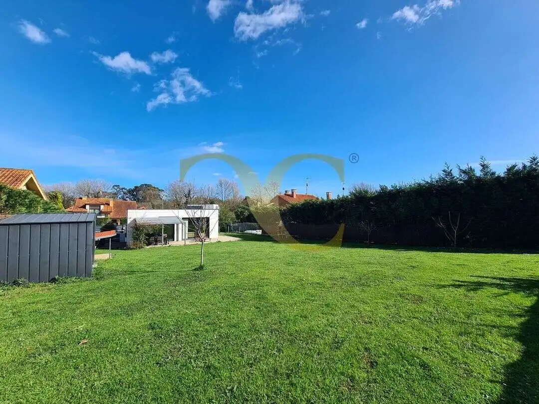 Casa o xalet en venda en Gijón  amb Calefacció, Jardí privat i Terrassa