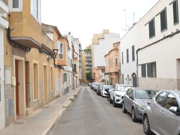 Adossat en venda a Ponent