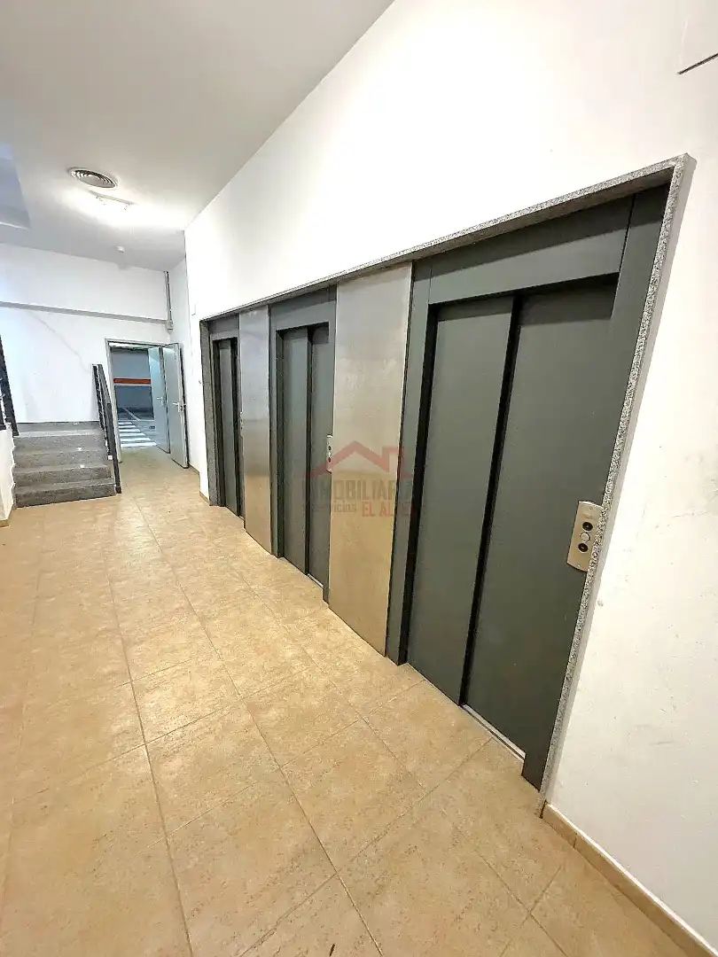 Planta baixa de lloguer a Los Arenales del Sol