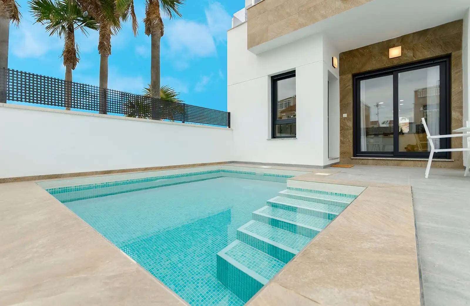 Piscina de Casa o chalet en venta en Torrevieja con Aire acondicionado, Jardín privado y Terraza