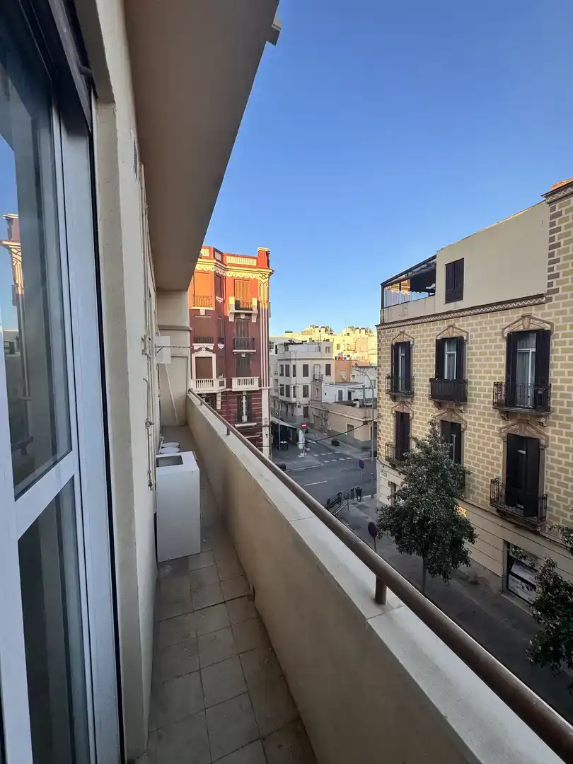Terrassa de Pis per a compartir en Melilla amb Aire condicionat, Moblat i Balcó
