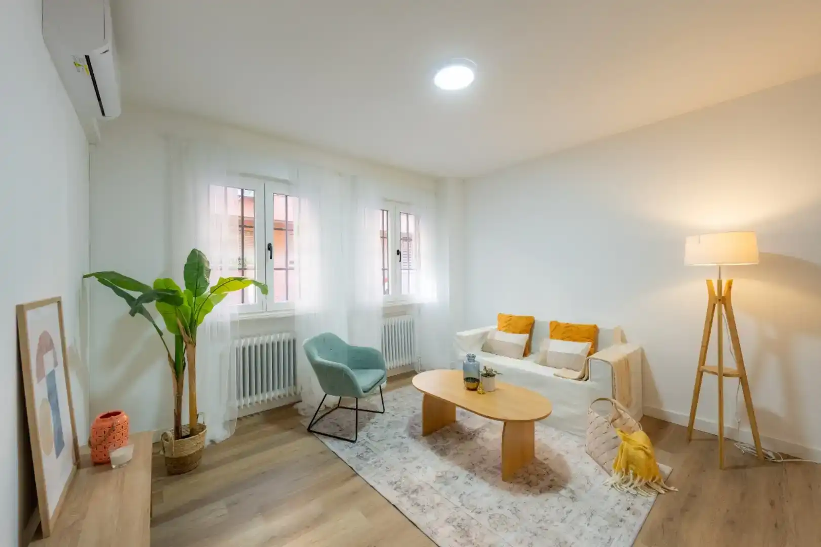Sala d'estar de Pis en venda en Las Rozas de Madrid amb Aire condicionat, Jardí privat i Forn
