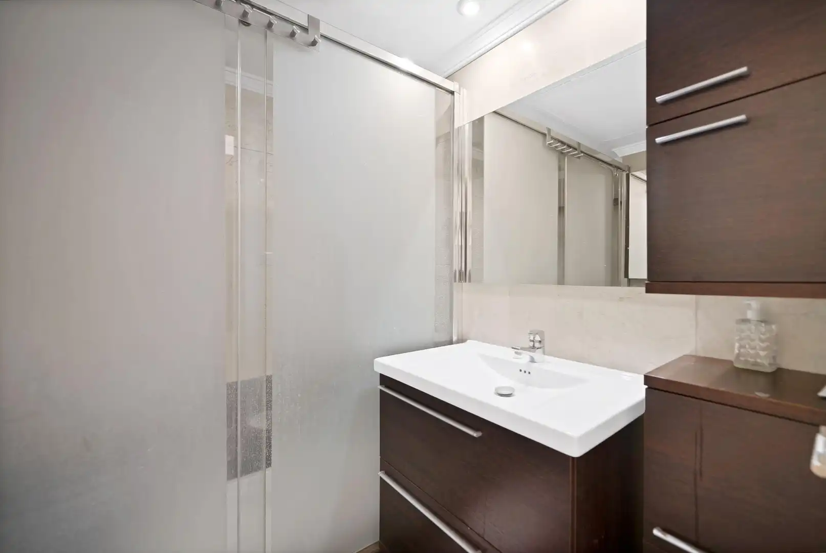 Bathroom of Attic for sale in Marbella  with Private garden and Community pool