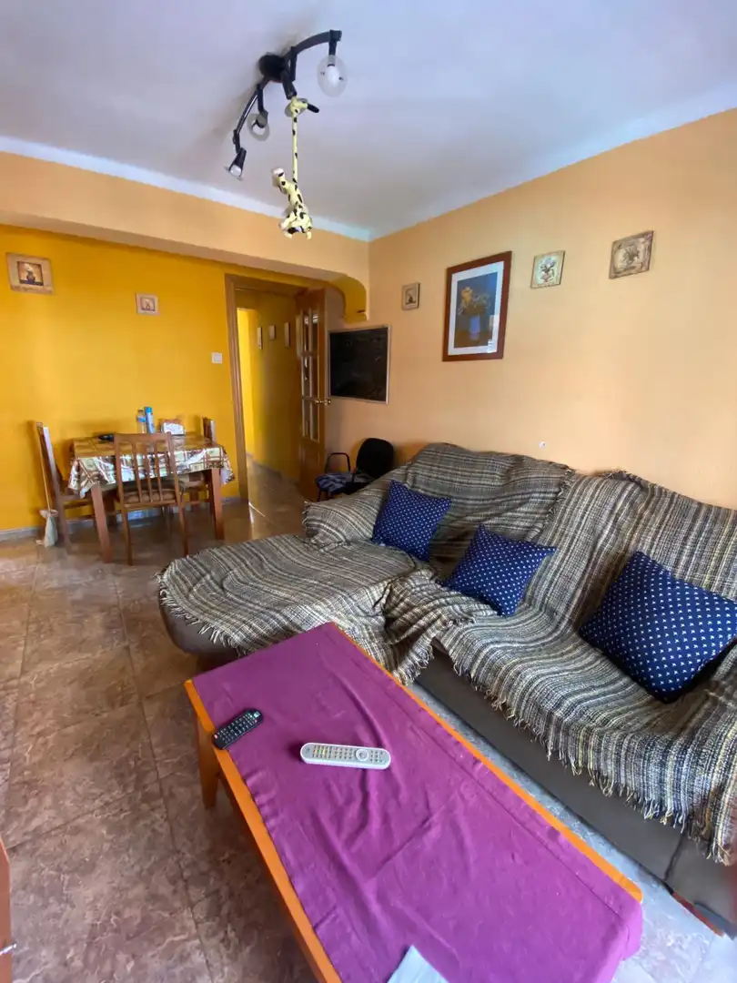 Living room of Flat for rent in Granada  with Air Conditioner, Heating and Furnished