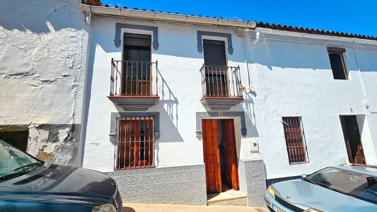 Vista exterior de Casa o xalet en venda en Jabugo amb Terrassa