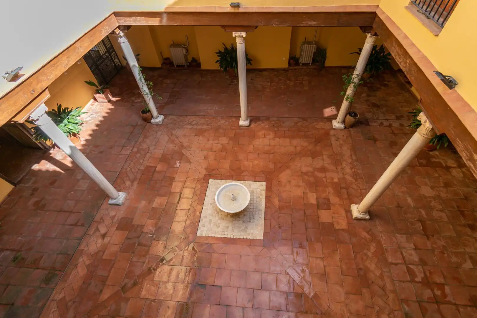 Terrassa de Casa o xalet en venda en Guadix amb Calefacció, Traster i Piscina
