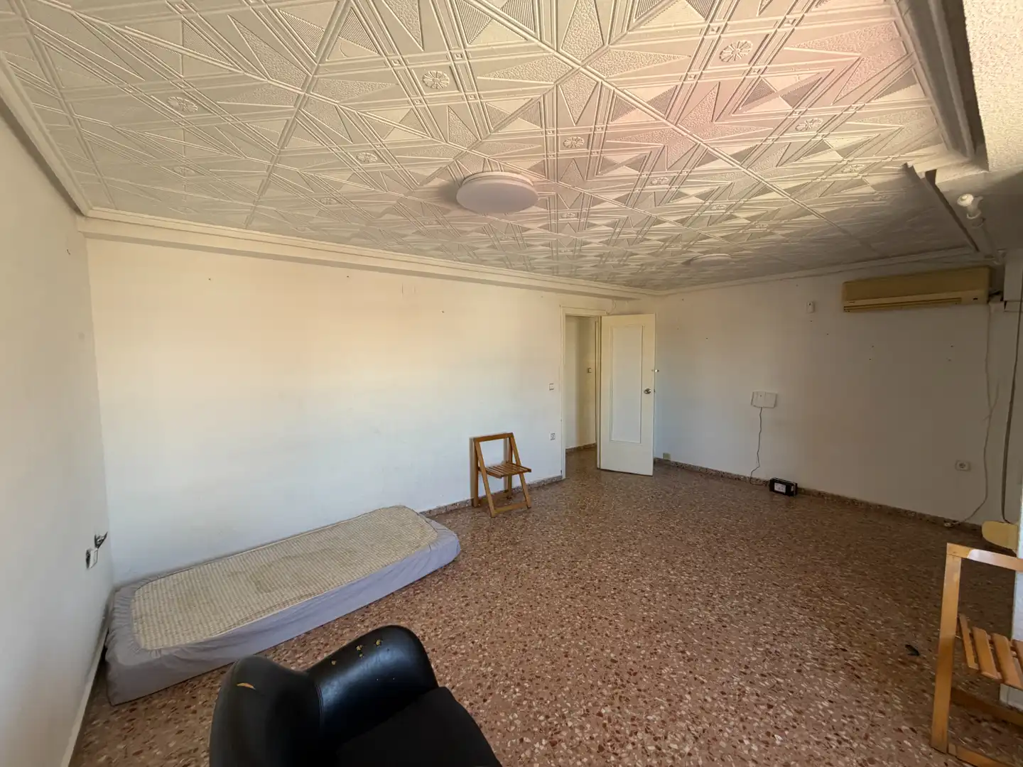 Flat for sale in Valencia  with Balcony