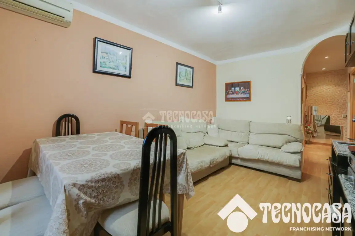 Sala de estar de Piso en venta en Barcelona con Aire acondicionado y Parquet