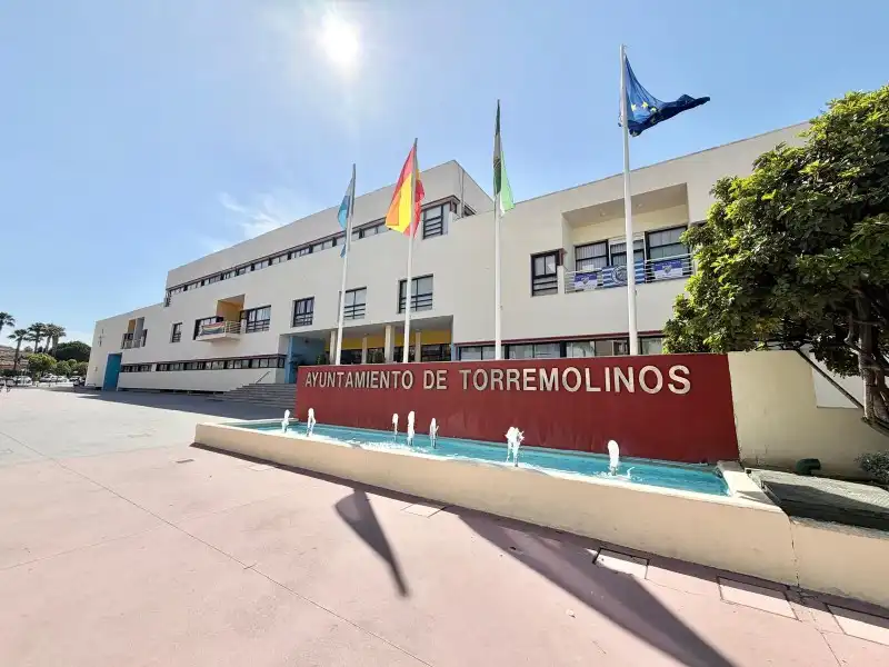 Vista exterior de Estudio en venta en Torremolinos con Terraza y Balcón
