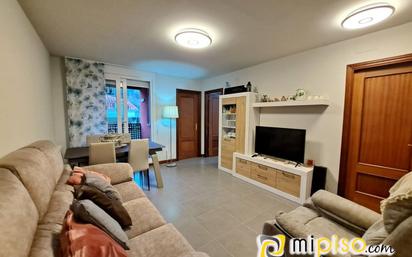 Living room of Flat for sale in Arredondo  with Terrace and Swimming Pool