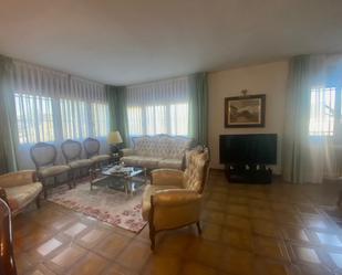 Living room of Single-family semi-detached for sale in Buitrago del Lozoya  with Terrace and Balcony