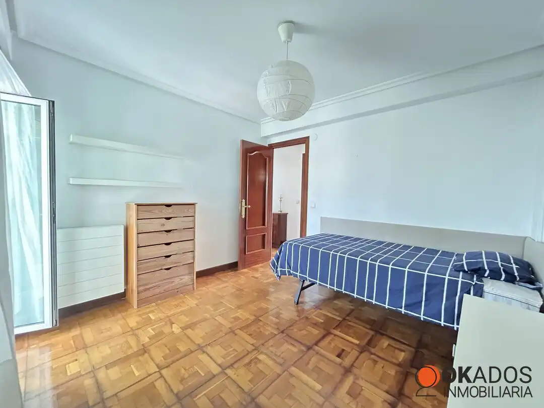 Schlafzimmer von Wohnung zum Verkauf in Donostia - San Sebastián  mit Heizung und Balkon