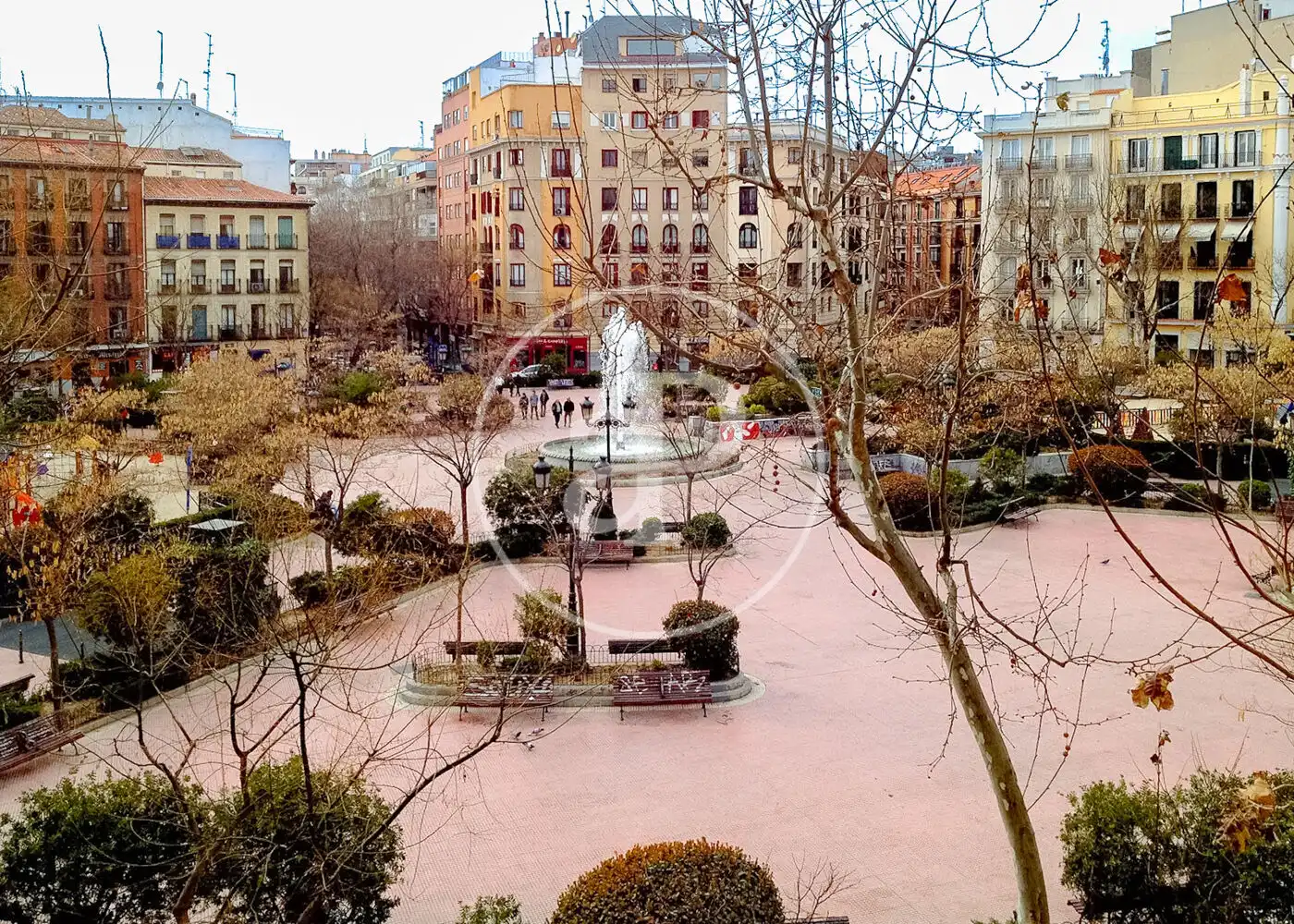Vista exterior de Pis en venda en Madrid amb Aire condicionat i Calefacció