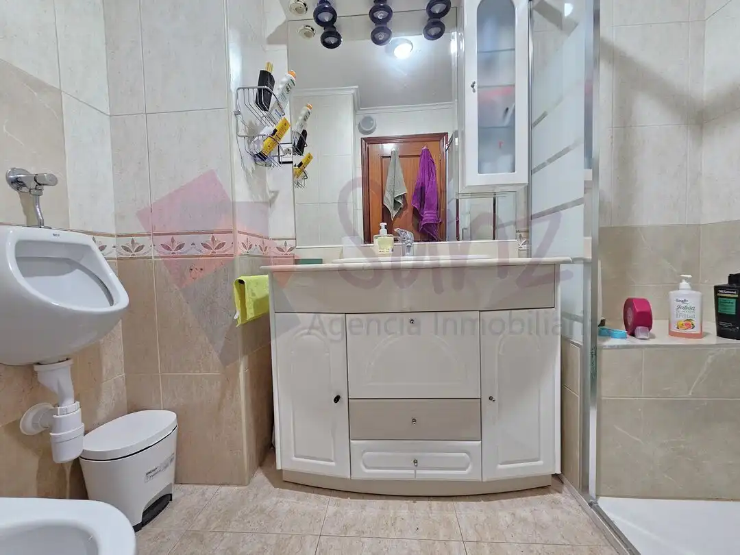 Badezimmer von Wohnungen zum Verkauf in  Logroño mit Heizung und Abstellraum