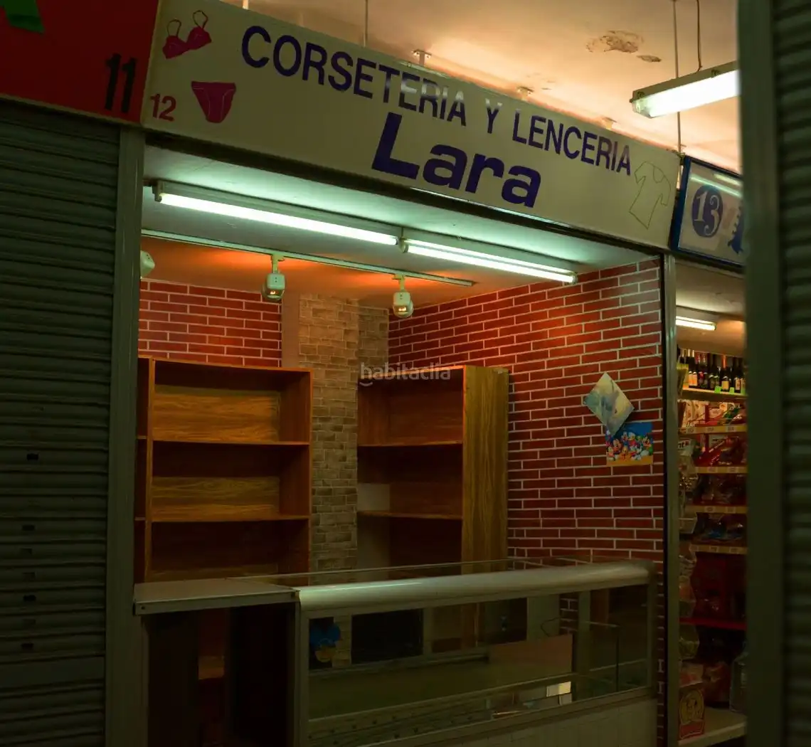 Local comercial en venda a Carrer de Mas Enlaire 2