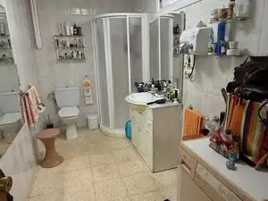 Bathroom of Houses for sale in El Catllar   with Terrace, Storage room and Swimming Pool