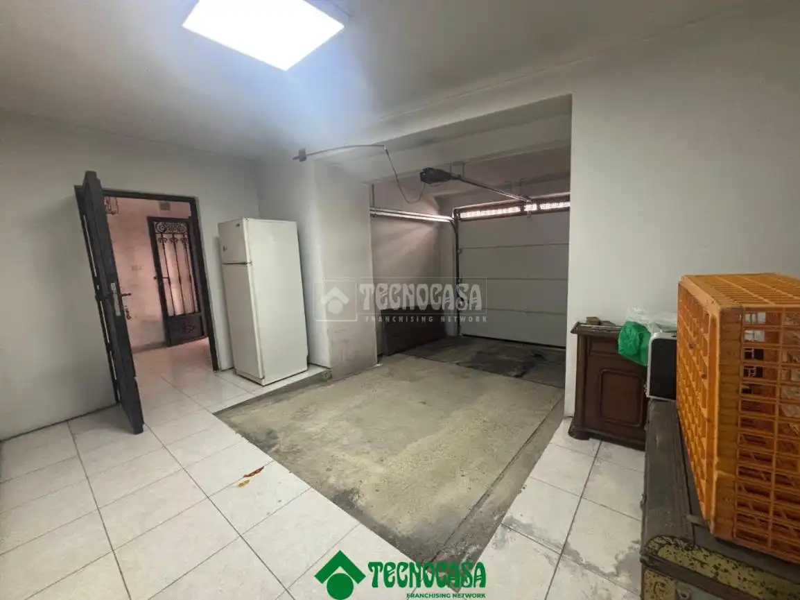 Casa adosada en venda en Montoro amb Aire condicionat