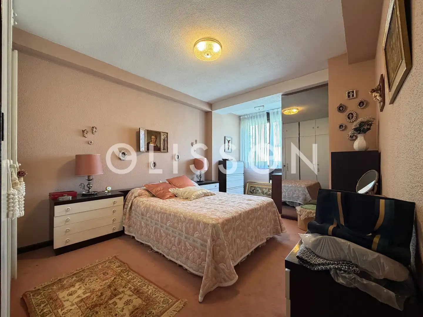 Habitación de Piso en venta en Madrid con Trastero