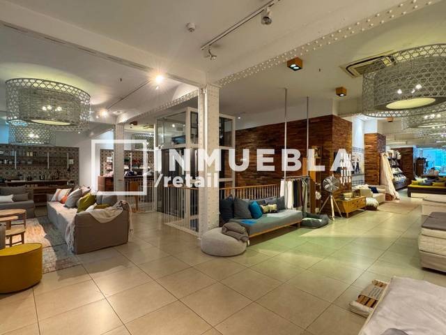 Local comercial en Alquiler en Balmes en Sant Gervasi- Galvany