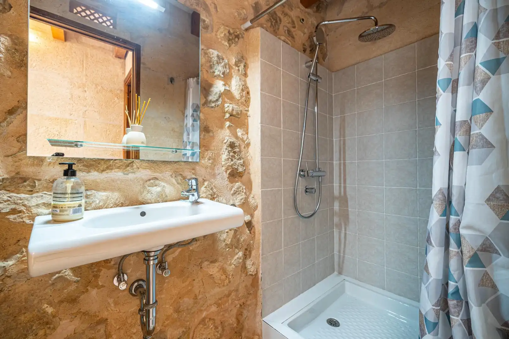 Bathroom of Country homes for sale in Manacor  with Air Conditioner, Heating and Private garden