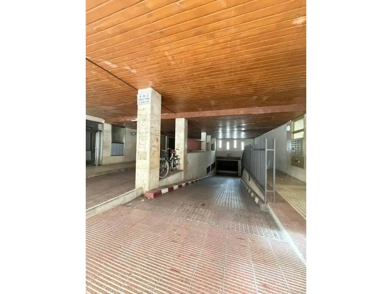 Aparcament de Garatge en venda en Santa Eugènia