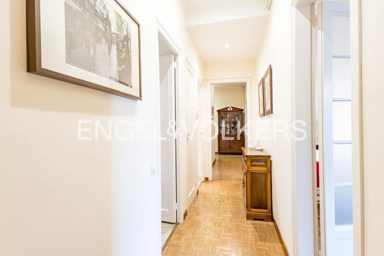 Flat for sale in Barcelona  with Heating and Parquet flooring