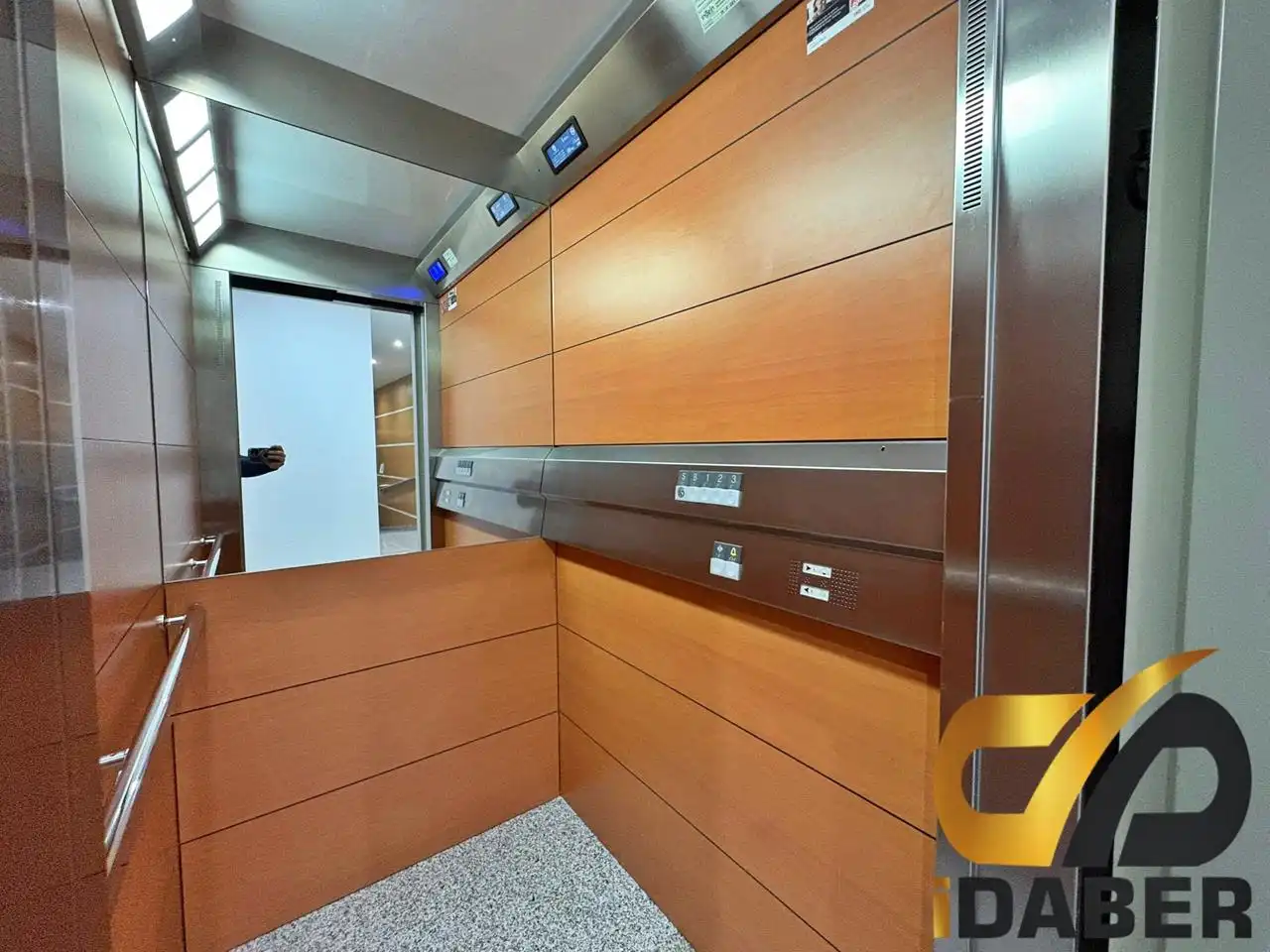 Planta baja en venta en Herencia con Trastero