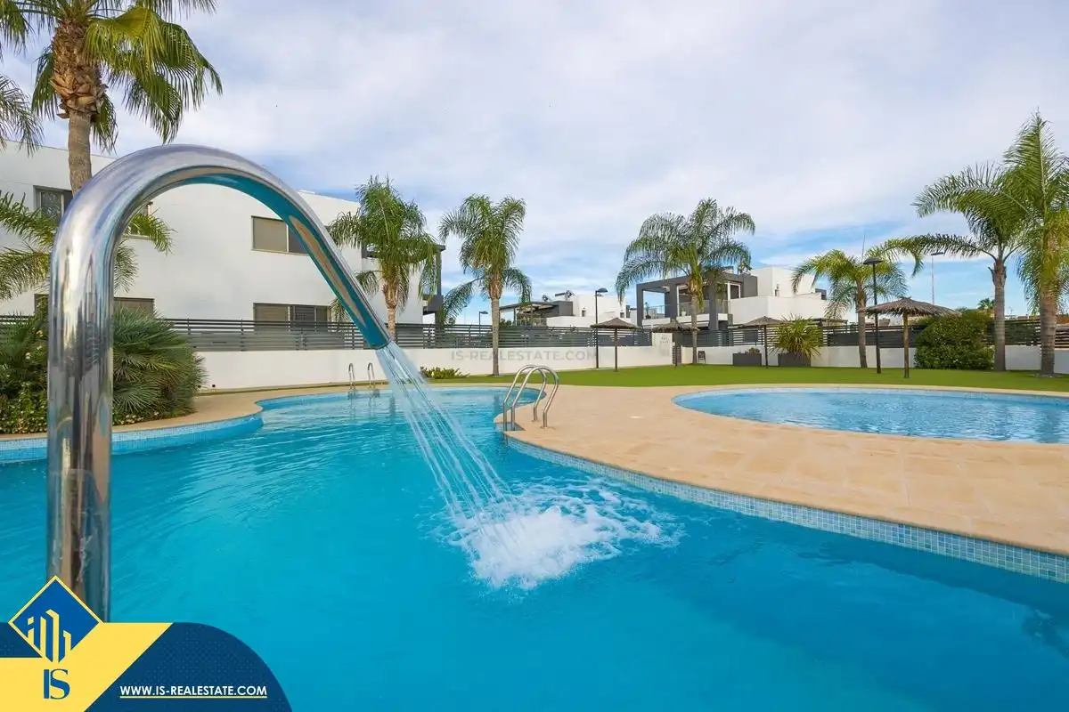Casa amb piscina en venda a Nueva Torrevieja - Aguas Nuevas, imagen 24