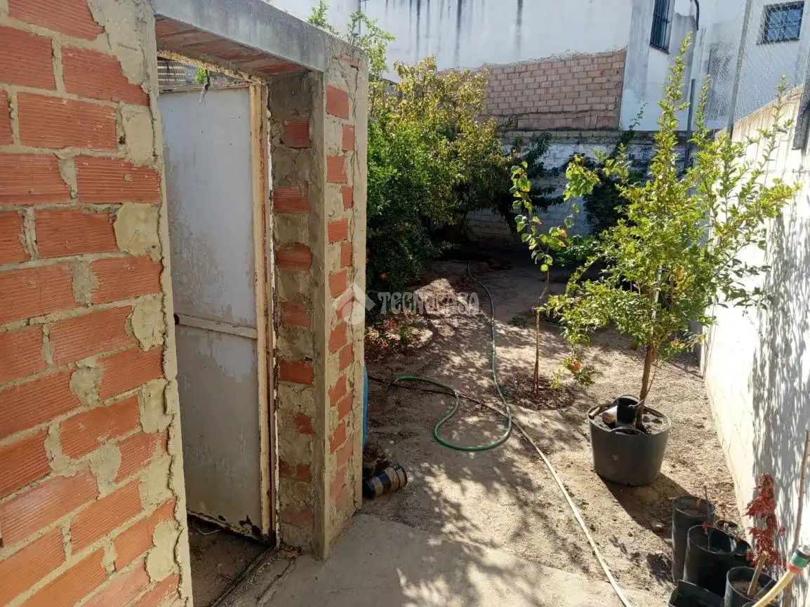 Maison jumelée à vendre à Sanlúcar la Mayor, imagen 4