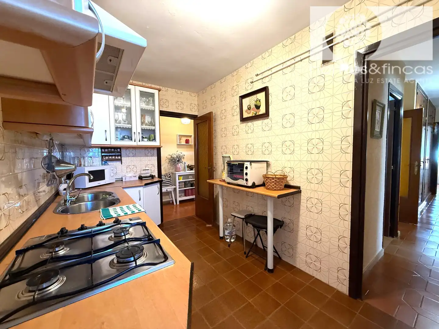 Cuina de Apartament en venda en Ayamonte amb Moblat, Forn i Rentadora