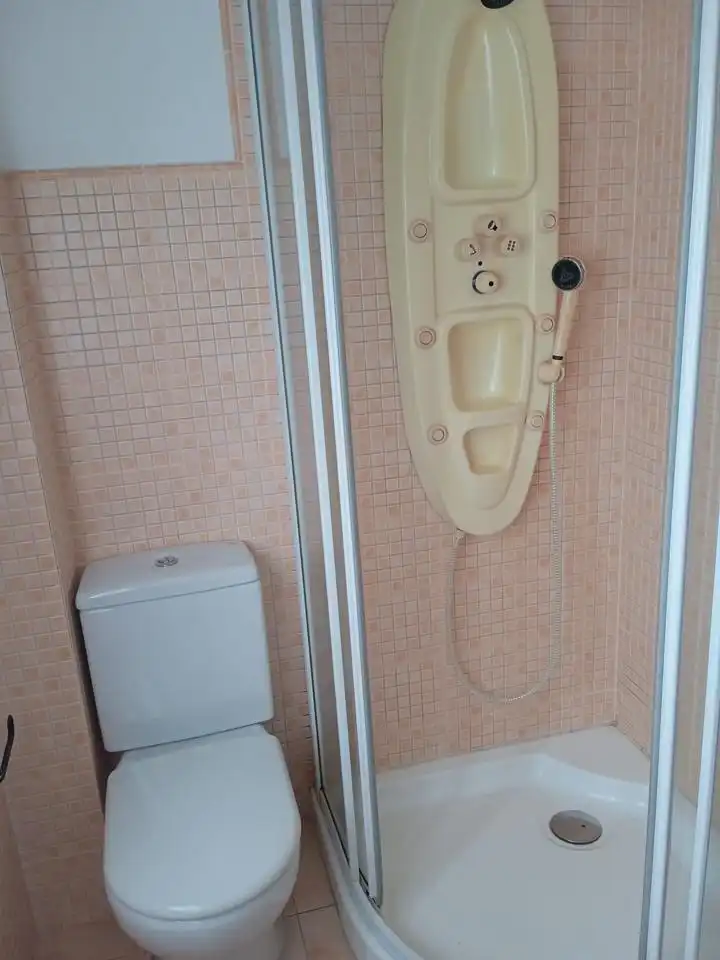 Bathroom of Houses for rent in Santiago de Compostela   with Private garden