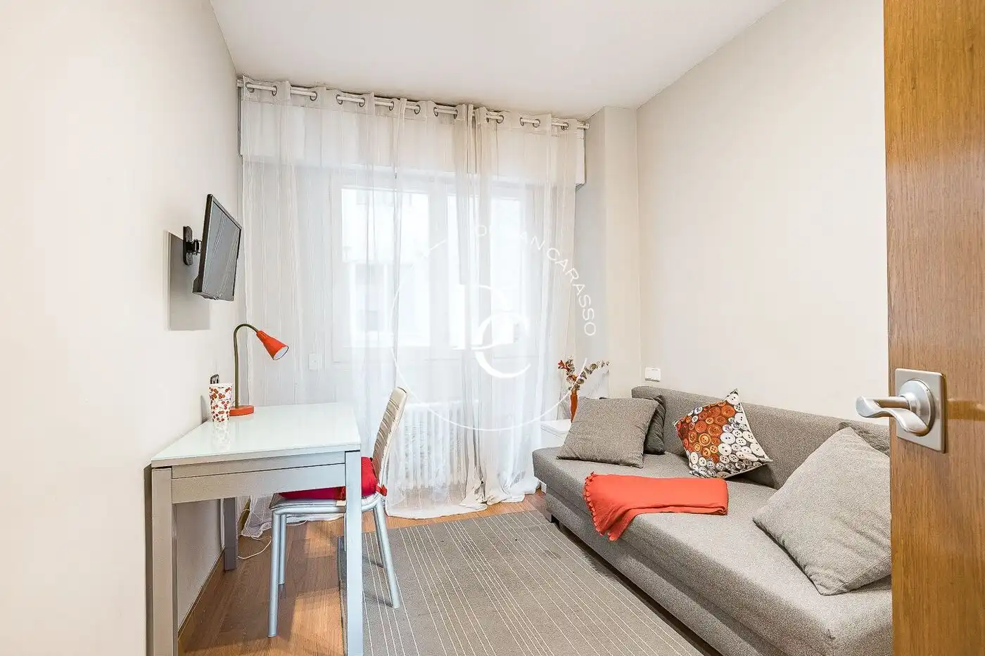 Sala d'estar de Pis en venda en Barcelona amb Aire condicionat, Calefacció i Moblat