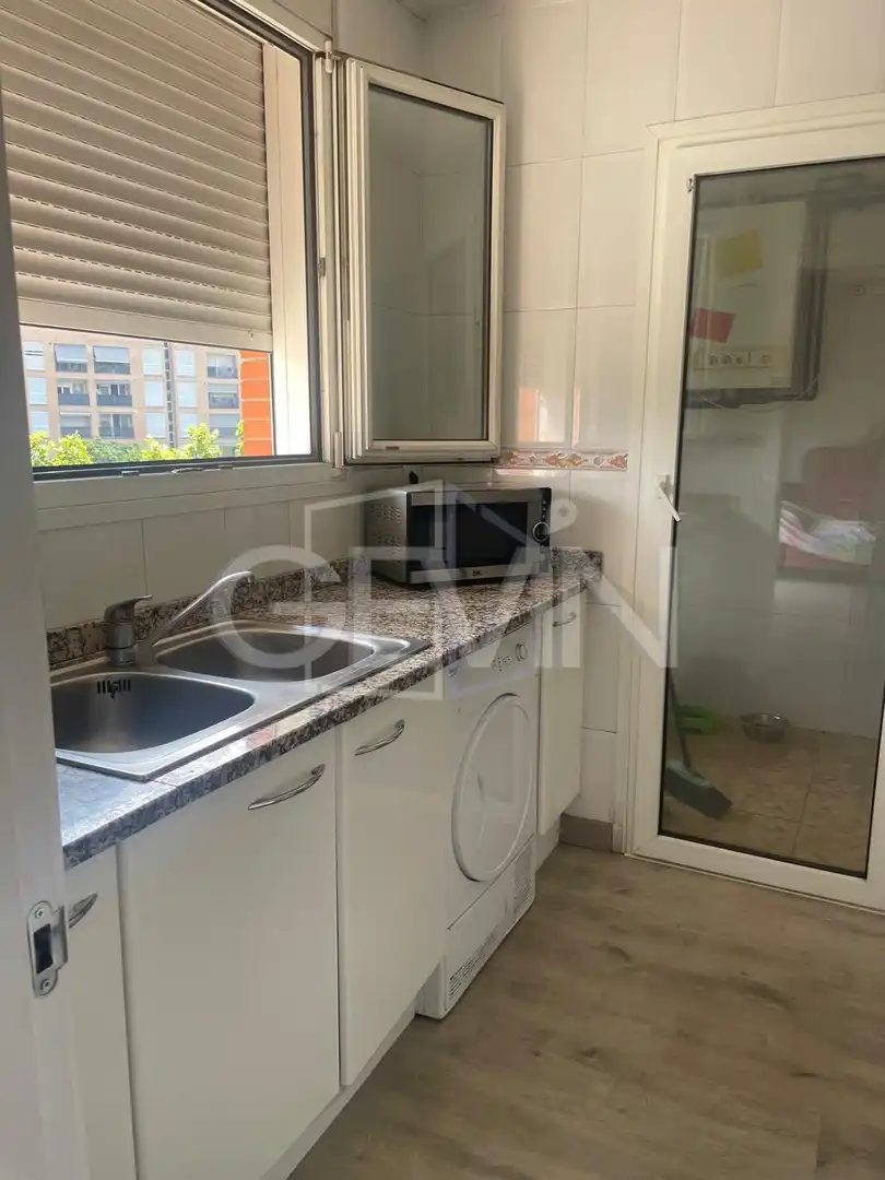 Küche von Wohnung zum Verkauf in Santa Perpètua de Mogoda mit Klimaanlage, Heizung und Parkett