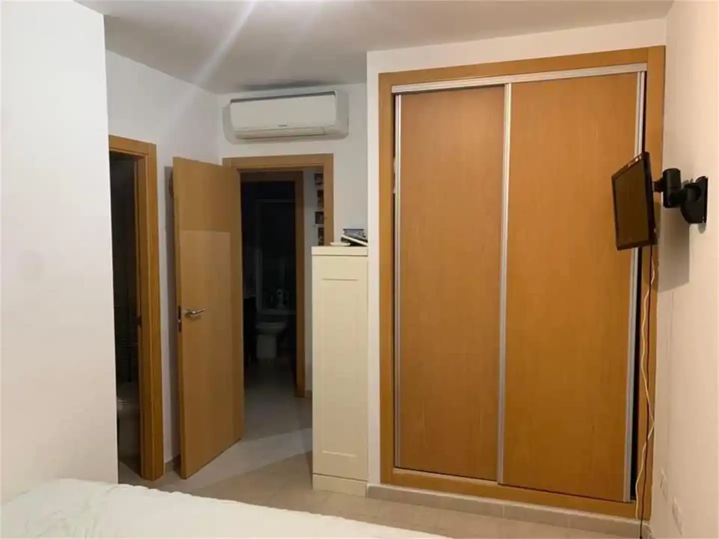 Schlafzimmer von Erdgeschoss zum Verkauf in El Ejido mit Klimaanlage und Schwimmbad