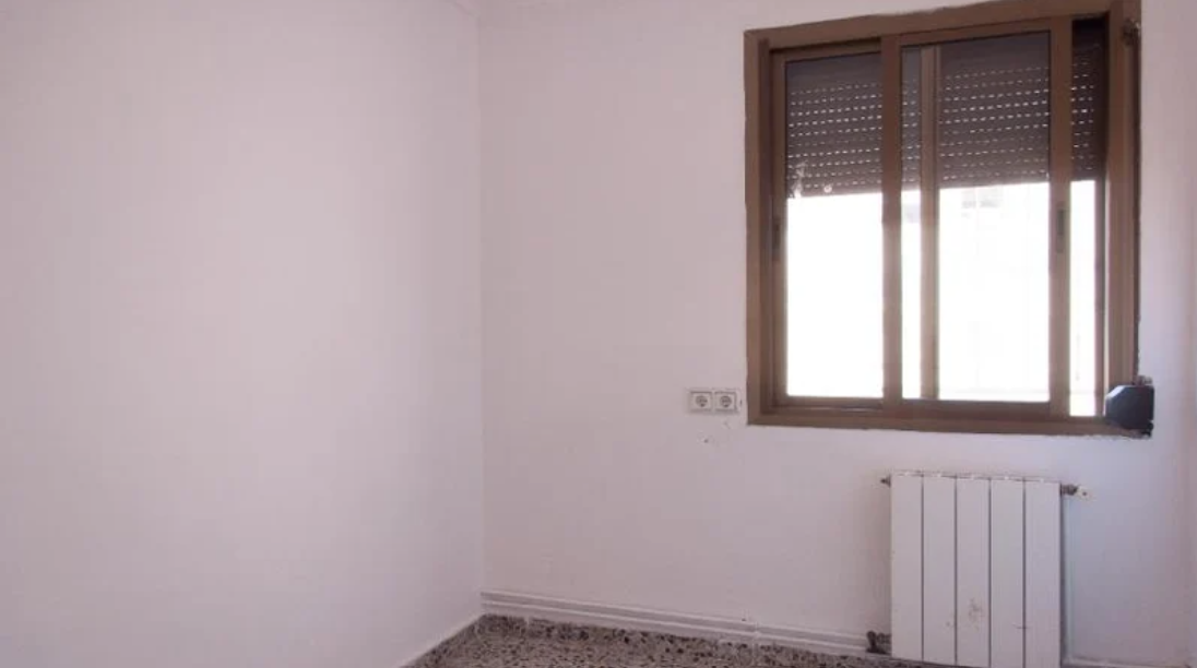 Dormitori de Pis en venda en Cornellà de Llobregat