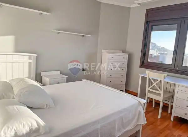 Dormitori de Casa o xalet en venda en A Guarda   amb Calefacció, Jardí privat i Parquet