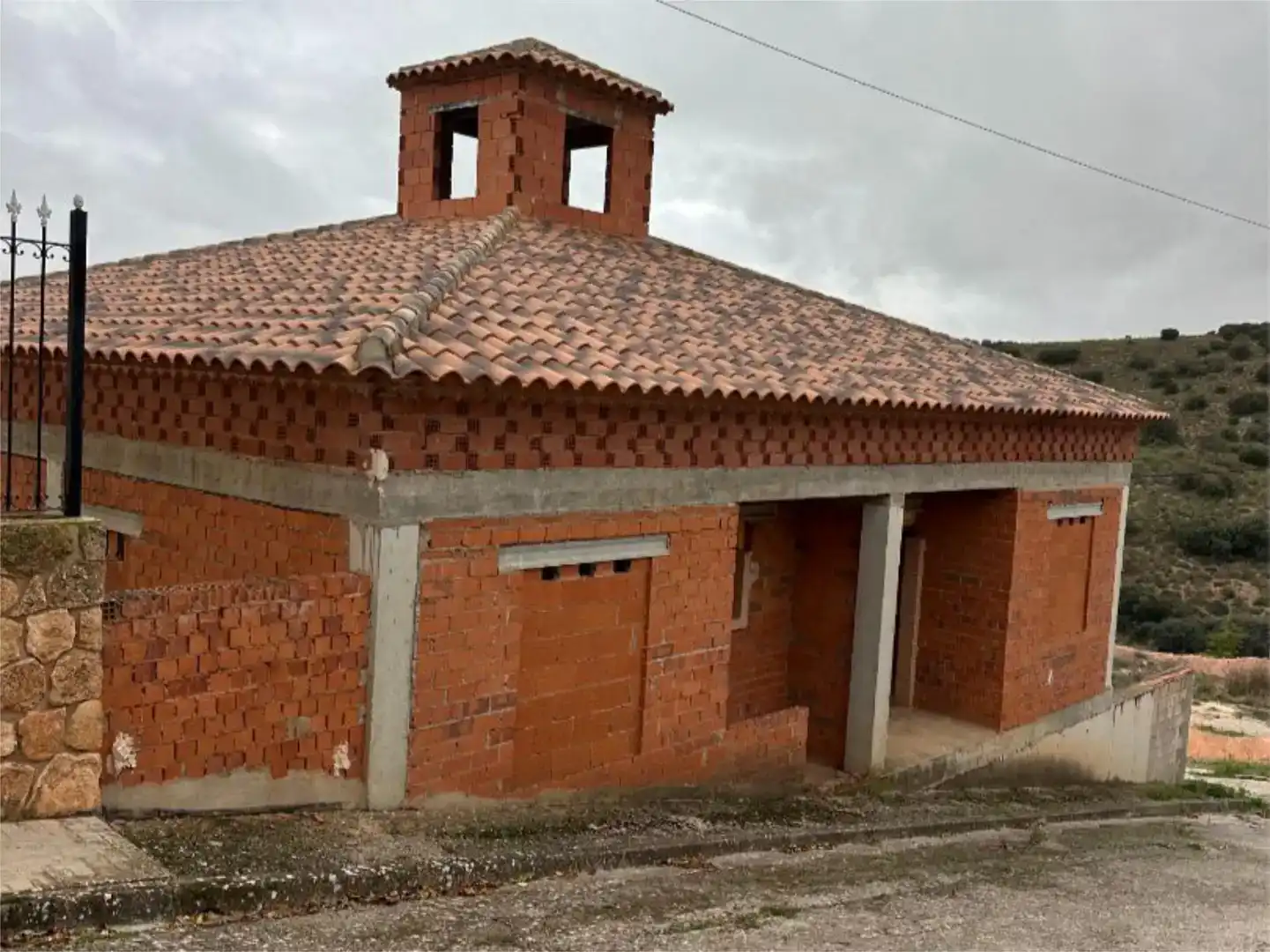 Vista exterior de Casa adosada en venda en Ruidera amb Piscina i Balcó